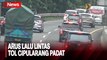 Jelang Ramadan, Arus Lalu Lintas di Tol Cipularang Padat