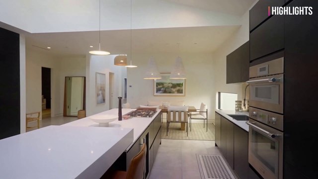 $3,100,000 Architectural Home in Studio City with exquisitely landscaped pool and gardens | LUXURY HOME