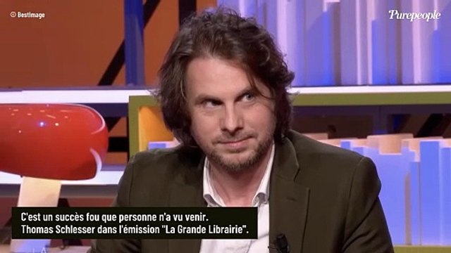 Thomas Schlesser : Qui est l'auteur des Yeux de Mona , vendu à plus de 100 000 exemplaires et qui cartonne à l'étranger ?