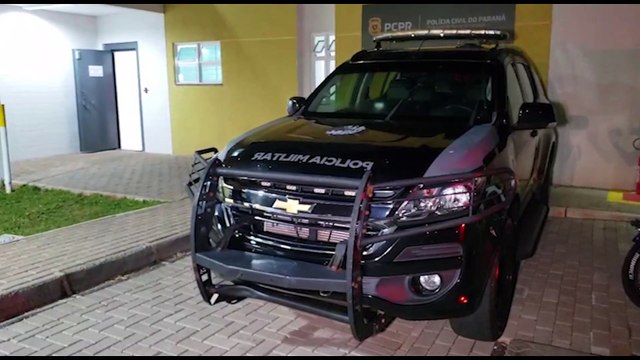 Suspeito de tráfico de drogas é detido com maconha, cocaína e simulacro no bairro Brasília