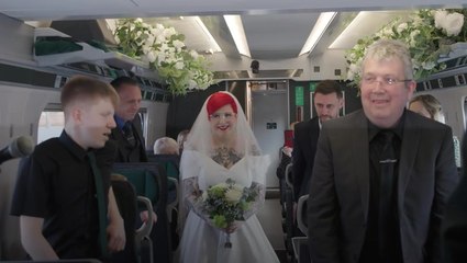 Romantic Train Wedding: Couple Ties the Knot on a Moving Locomotive 🚆