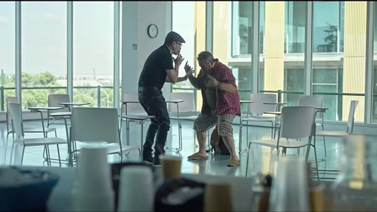 Trailer de 'Por tus muertos'