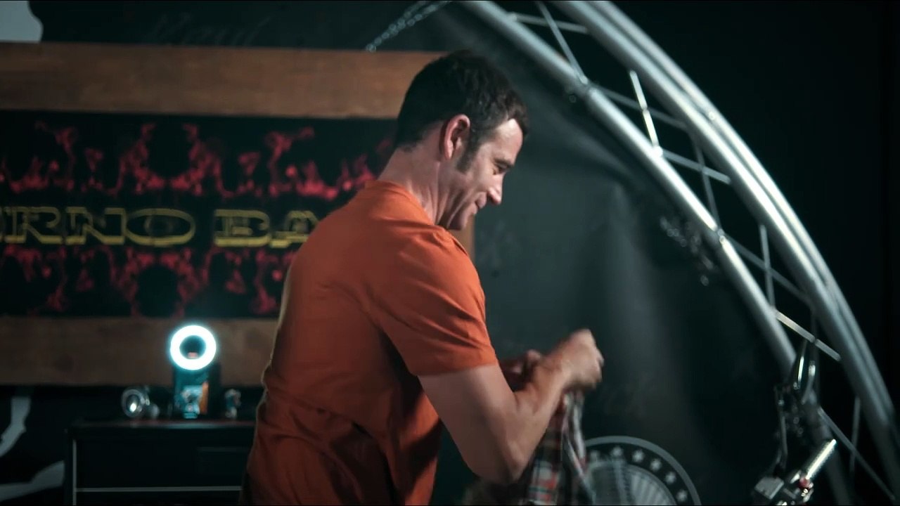 Clip de 'Por tus muertos'
