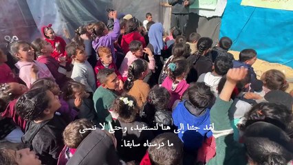 حصص دراسية للتلاميذ وسط خيام النازحين في رفح