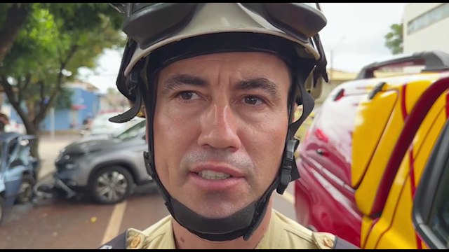 Cinemática chama atenção pela destruição dos dois veículos , afirma tenente do Corpo de Bombeiros