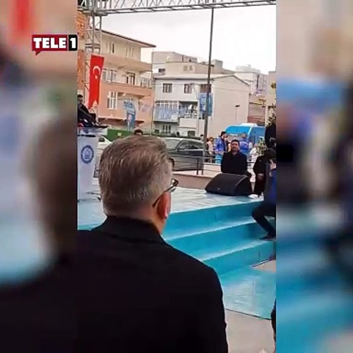 Bakan Özhaseki’ye İsrail protestosu! Pankart apar topar kaldırıldı 3 kişi gözaltına alındı