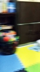 ang kambal takot nMan sa laruan nila