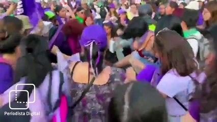 México: Marcha del "8 M" termina en batalla campal