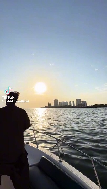 Sun  sit