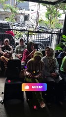 GREAT VOICE OF INDONESIAN NAVY OFFICER SINGING A ROD STEWART SONG