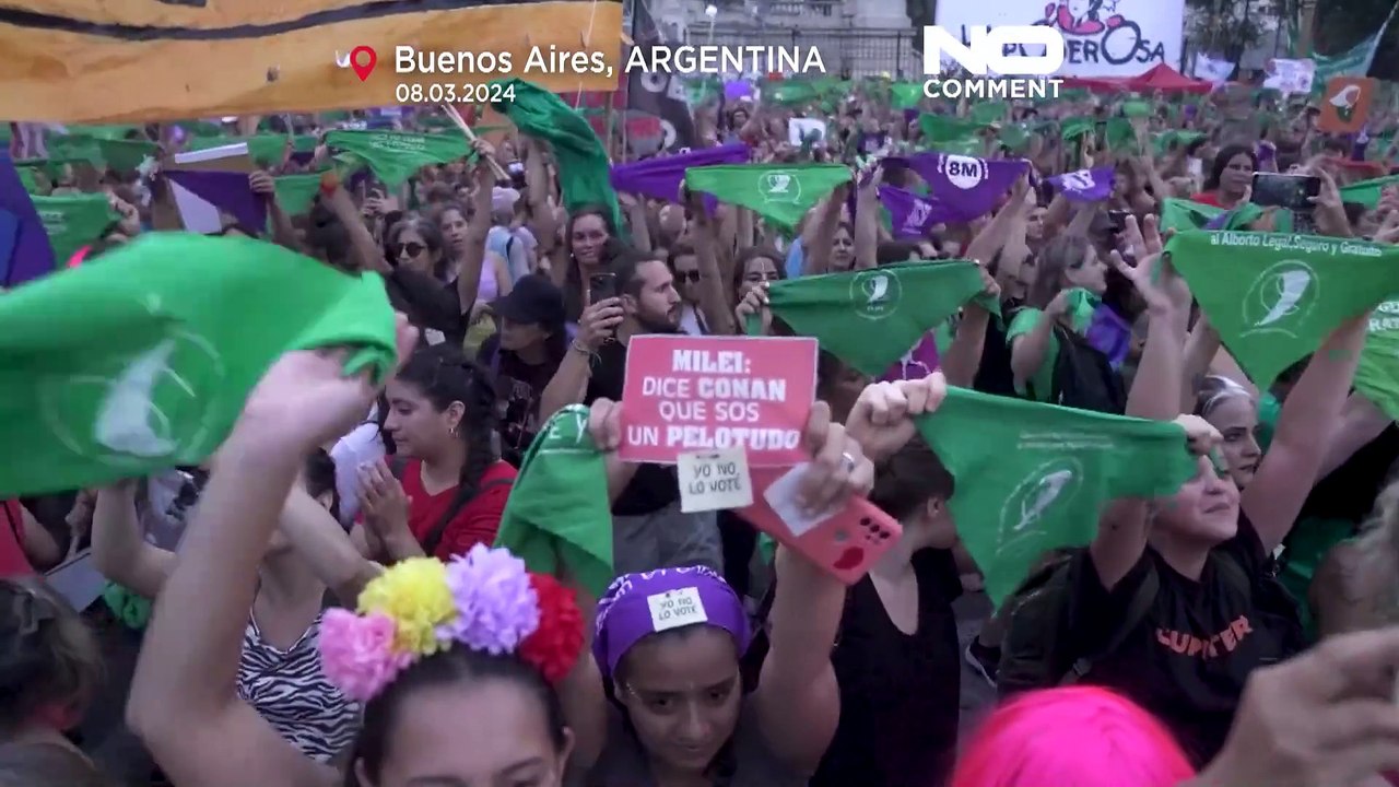 بعد شهر واحد من توليه رئاسة الأرجنتين.. مظاهرات احتجاجا على خطة الرئيس الاقتصادية