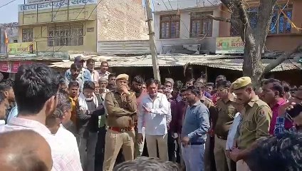 Video : व्यापारियों ने डेढ़ घंटे तक रखा पेच की बावड़ी का बाजार बंद