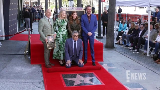 Eugene Levy REUNITES With ‘American Pie’ Star Jason Biggs After 25 Years E- News