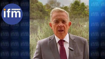 Álvaro Uribe - Vías de Antioquia