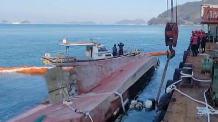 통영 전복 사고 어선 인양 중...물 위에서 정밀 수색 예정 / YTN