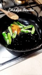 Dahi Mirch Fry _ Instant Green Chilli Fry _ Dahi wali Mirch #mirchi #ytshorts #woodenspoon