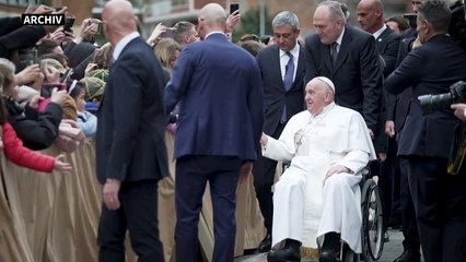 Papst ruft Kiew zum "Hissen der weißen Fahne auf"