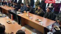 Mersin Büyükşehir Belediye Başkanı Vahap Seçer, Mersin Toptancı ve Sebze Meyve Hal Kompleksi'nde Hal Esnafıyla Buluştu