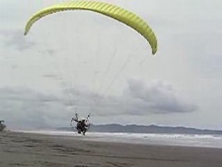 FRAN VOLANDO EN COSTA RICA