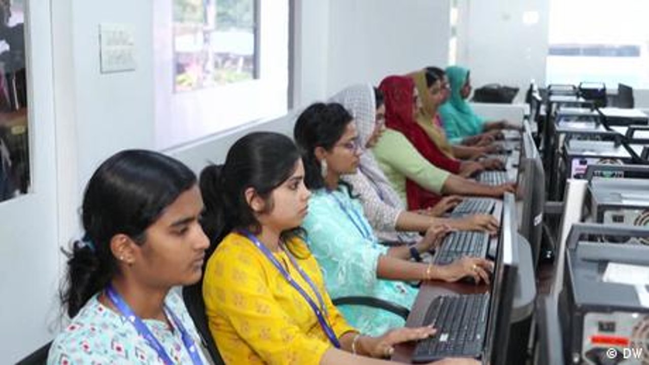 Datenarbeiter: Die unsichtbaren Trainer der KI