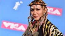 VOICI : Madonna : la chanteuse commet une énorme bourde face à un fan handicapé lors de son dernier concert