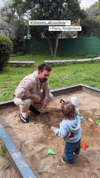 Ιωάννα Τούνη – Δημήτρης Αλεξάνδρου: To νέο βίντεο με τον γιο τους Πάρη από την παιδική χαρά