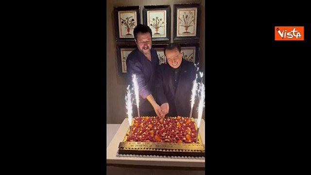 Salvini ricorda Berlusconi: Un anno fa sorridevamo insieme al mio compleanno, quanto manchi Silvio