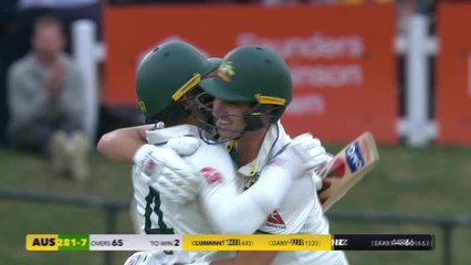 Tải video: Cummins hits the winning runs as Australia sneak home by three wickets in New Zealand