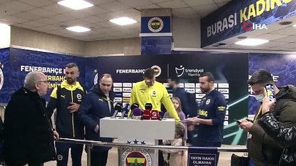 Edin Dzeko: “Bizim en az normal şartlarda 6-7 farkla önde olmamız gerekiyor”