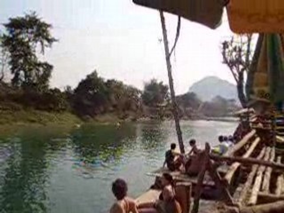 Le fameux saut de Vang Vieng au Laos