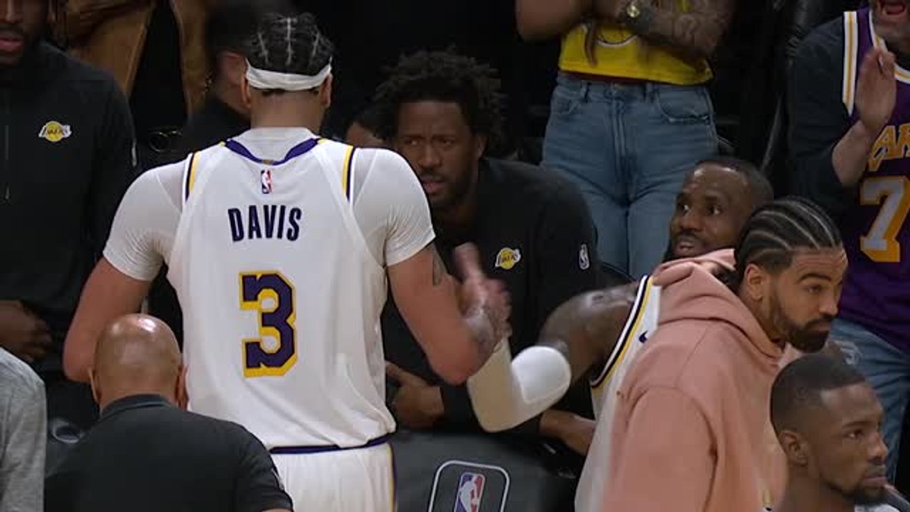 AD keeps the Timberwolves at bay