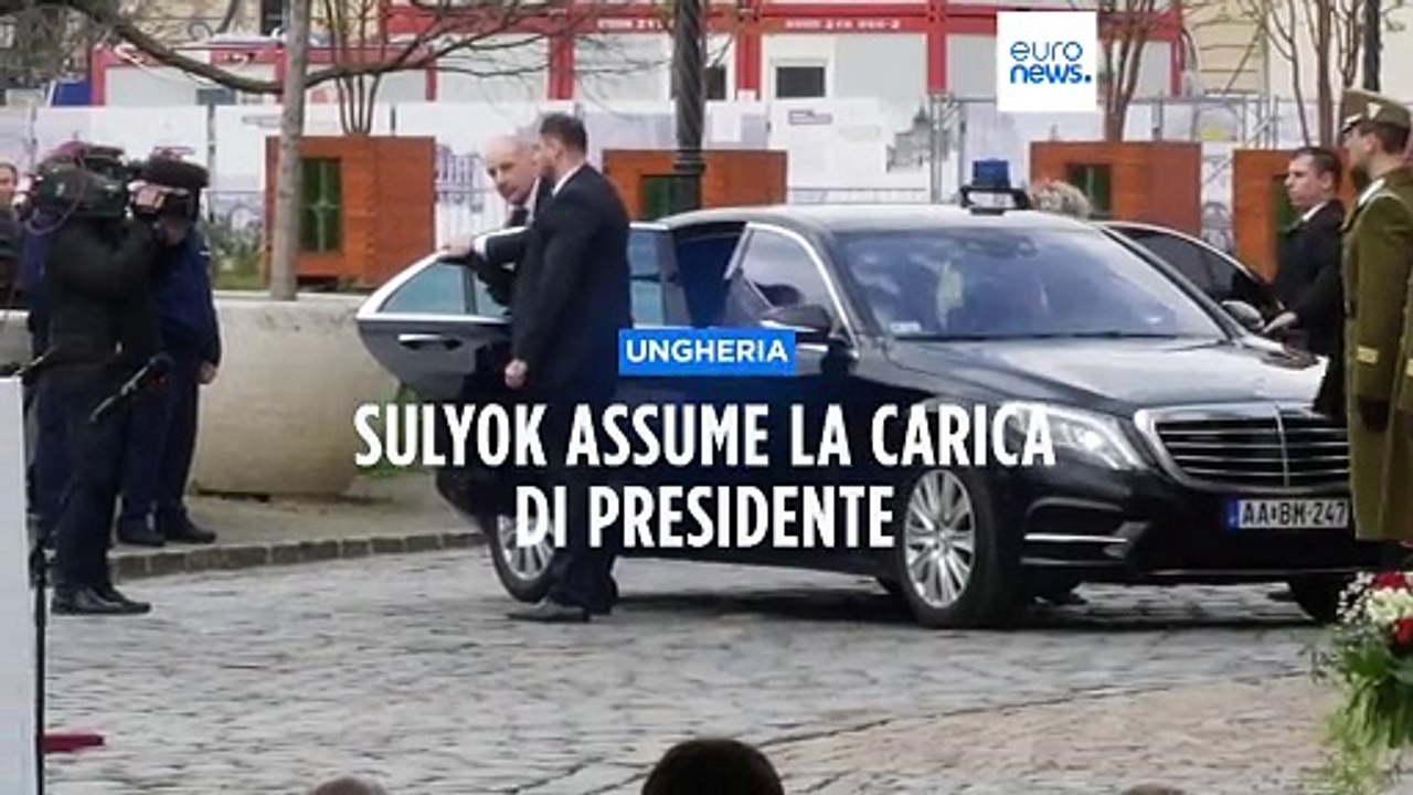 Ungheria, cerimonia di inaugurazione per il nuovo presidente Tamás Sulyok