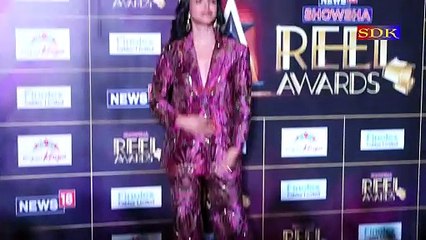 Rani Mukherjee-jhanvi-Samart Jural-Bhagyashri-many celebs present at Showsha Reel Awards