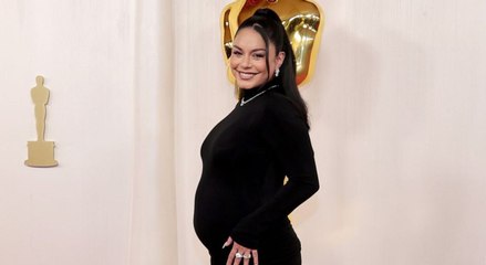 Vanessa Hudgens sorprende en los Oscars anunciando embarazo