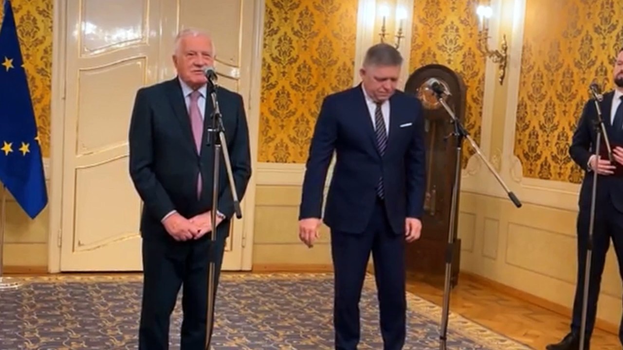 ZÁZNAM: Premiér: Vzťahy medzi Slovenskom a Českom sú pre mňa vzácne a cenné