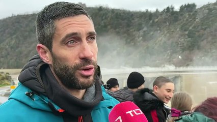 Les images impressionnantes des vannes ouvertes au barrage de Grangent !