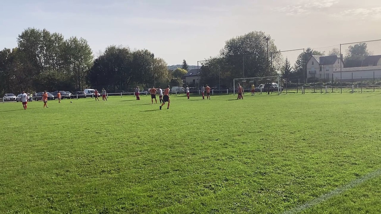 But de Florend Buard lors de la réception de l'AS RAUCOURT 2 (victoire 5-1)