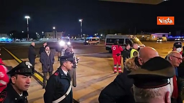 Guerra a Gaza, arriva in Italia un gruppo di civili palestinesi evacuati
