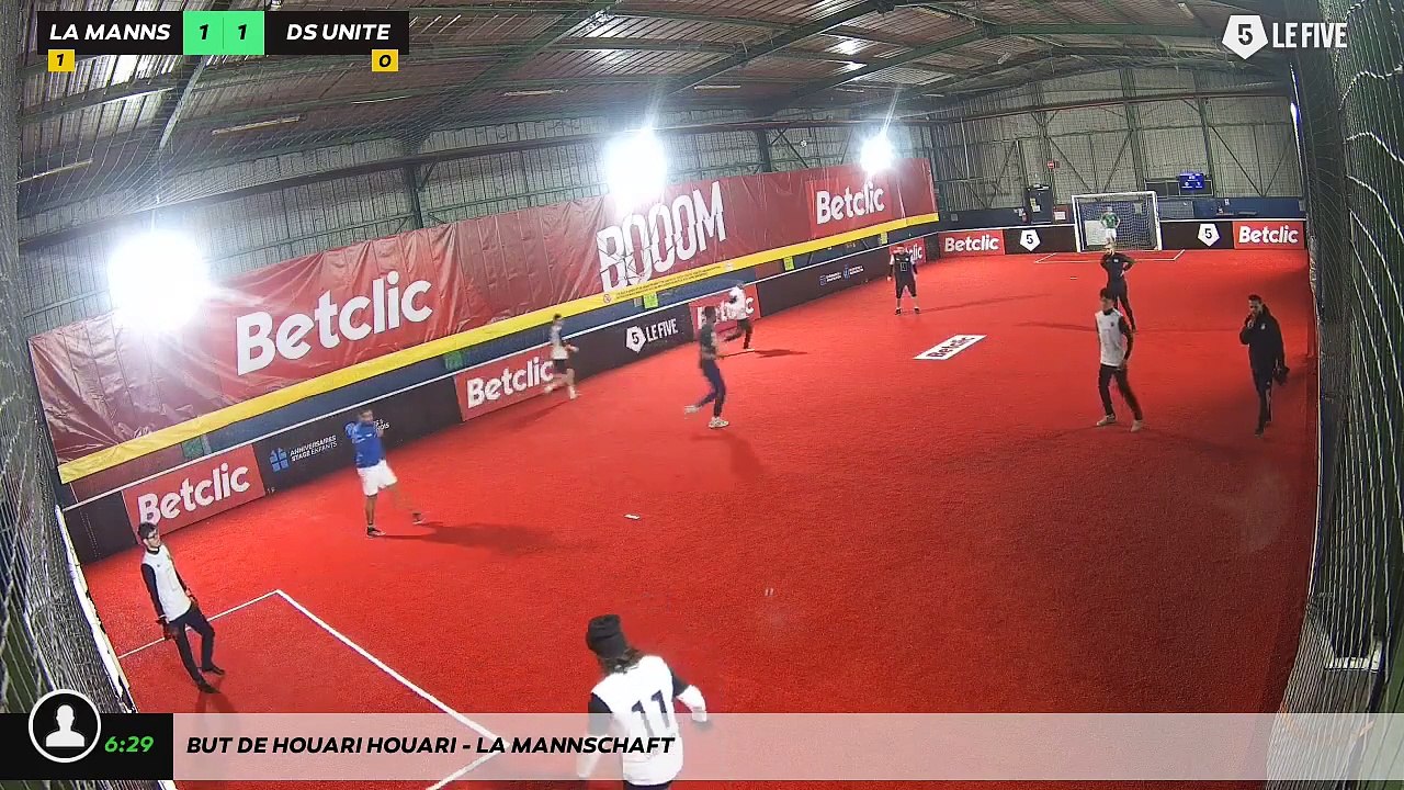 But de Houari Houari - LA MANNSCHAFT