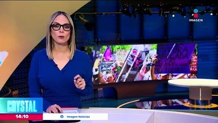 VIDEO: Hombre en moto golpea a mujeres durante la marcha del 8M