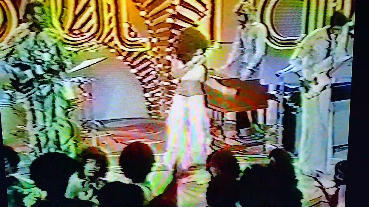 Rufus Chaka Khan 1975 Once You Get Started (Soul Train)