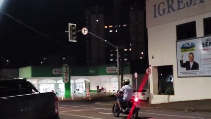 Semáforo da Rua Salgado Filho com Paraná fica inoperante por mais de três horas