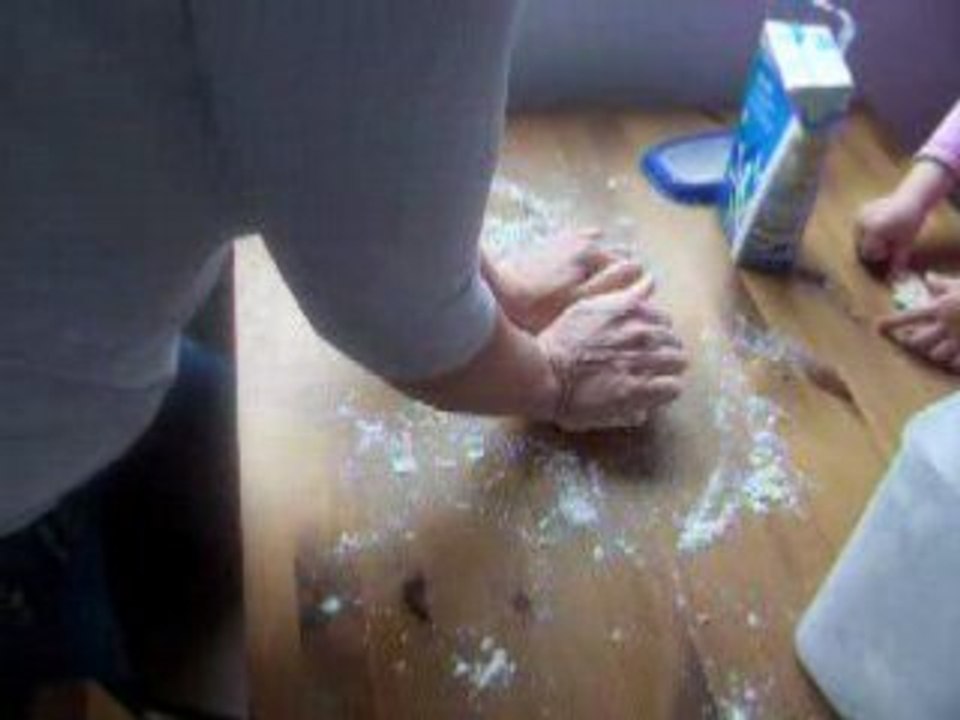How to kneading dough