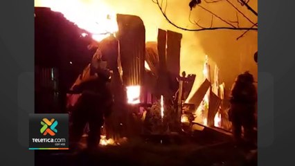 tn7-Incendio en Coronado dejó una mascota quemada y una familia sin hogar-110324