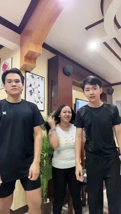 DANCE CHALLENGE