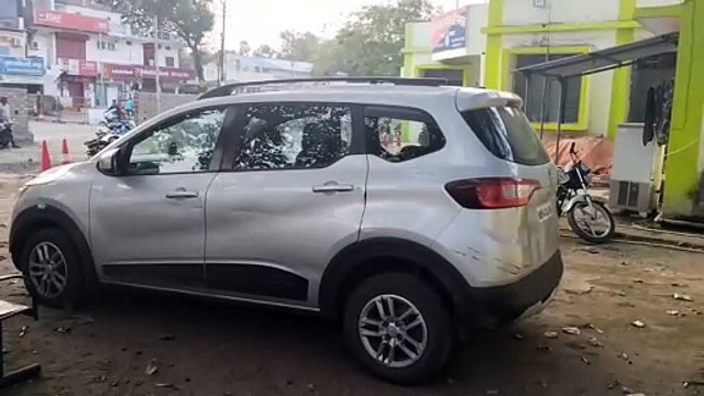 लग्जरी वाहन से की जा रही थी तस्करी, एक लाख से अधिक की शराब जब्त, दो गिरफ्तार