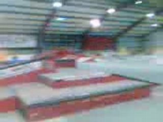 bastien au skateparck de chelle plan plus tricks de valent1