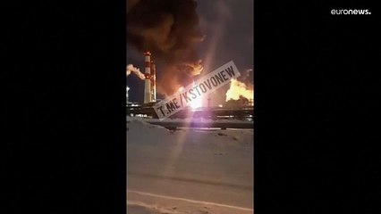 شاهد: حرائق هائلة بعد استهداف مسيرات أوكرانية مستودعي وقود في روسيا