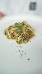 Recette de fricassée de champignons ! (Exclusivité Dailymotion)