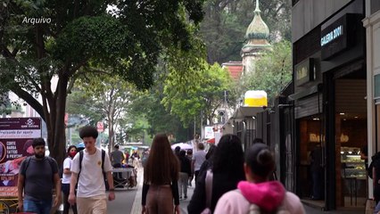 Inflação marca 0,83% em fevereiro, acima do esperado